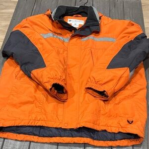 Columbia Men’s Bright Orange and Gray Sportswear Jacket!